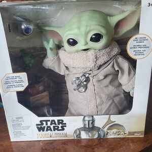 Disney Star Wars Mandalorian Baby Yoda Plush - Green and Beige